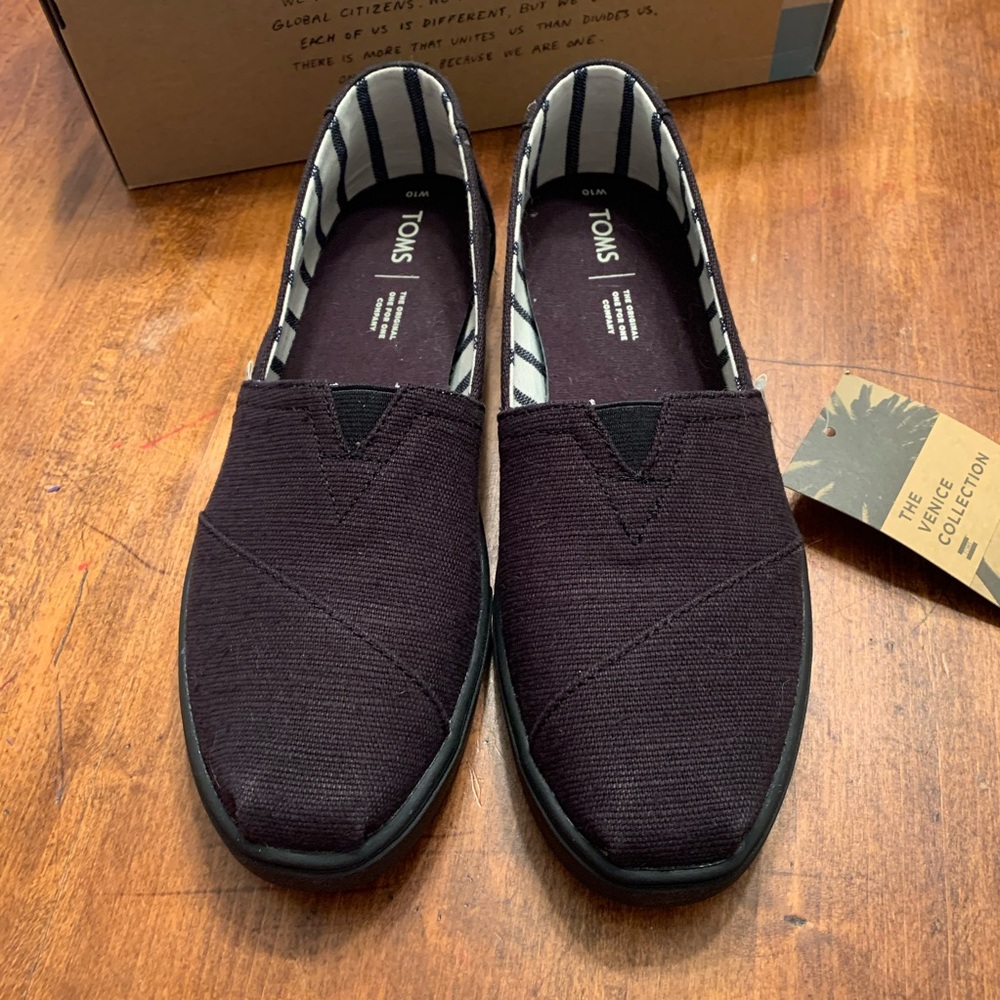 Black Toms